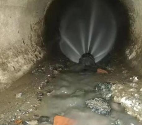 察隅市政管道清淤